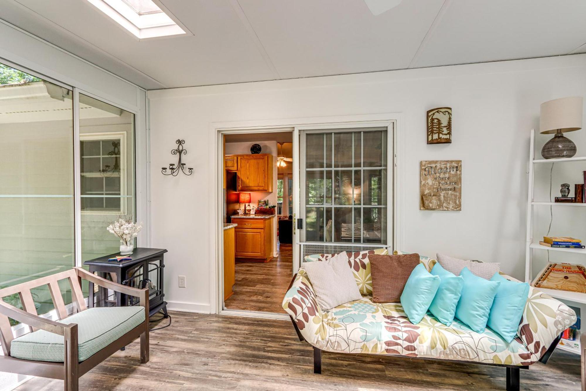 Pet-Friendly Home With Hot Tub In Blue Ridge! Eksteriør bilde