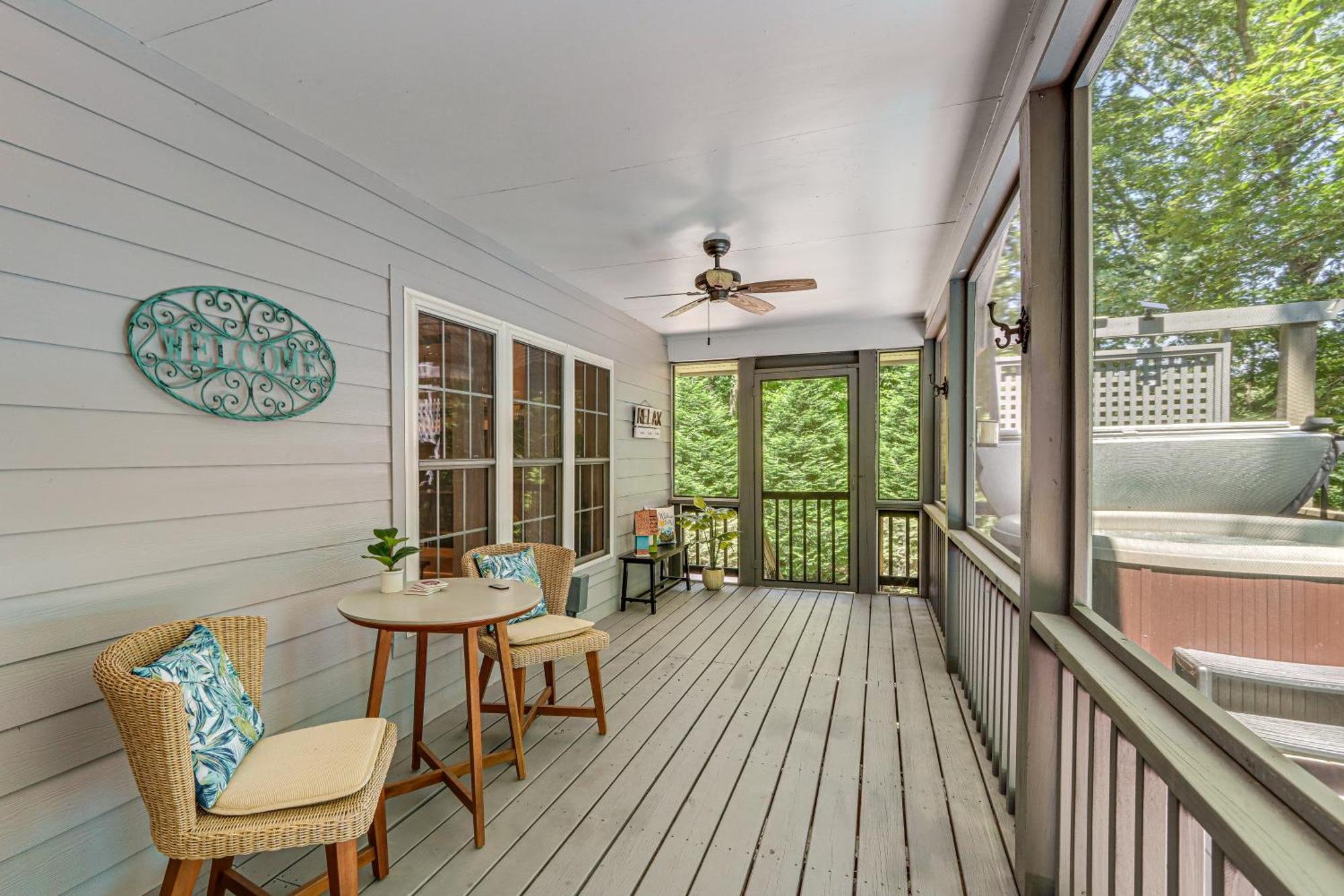 Pet-Friendly Home With Hot Tub In Blue Ridge! Eksteriør bilde