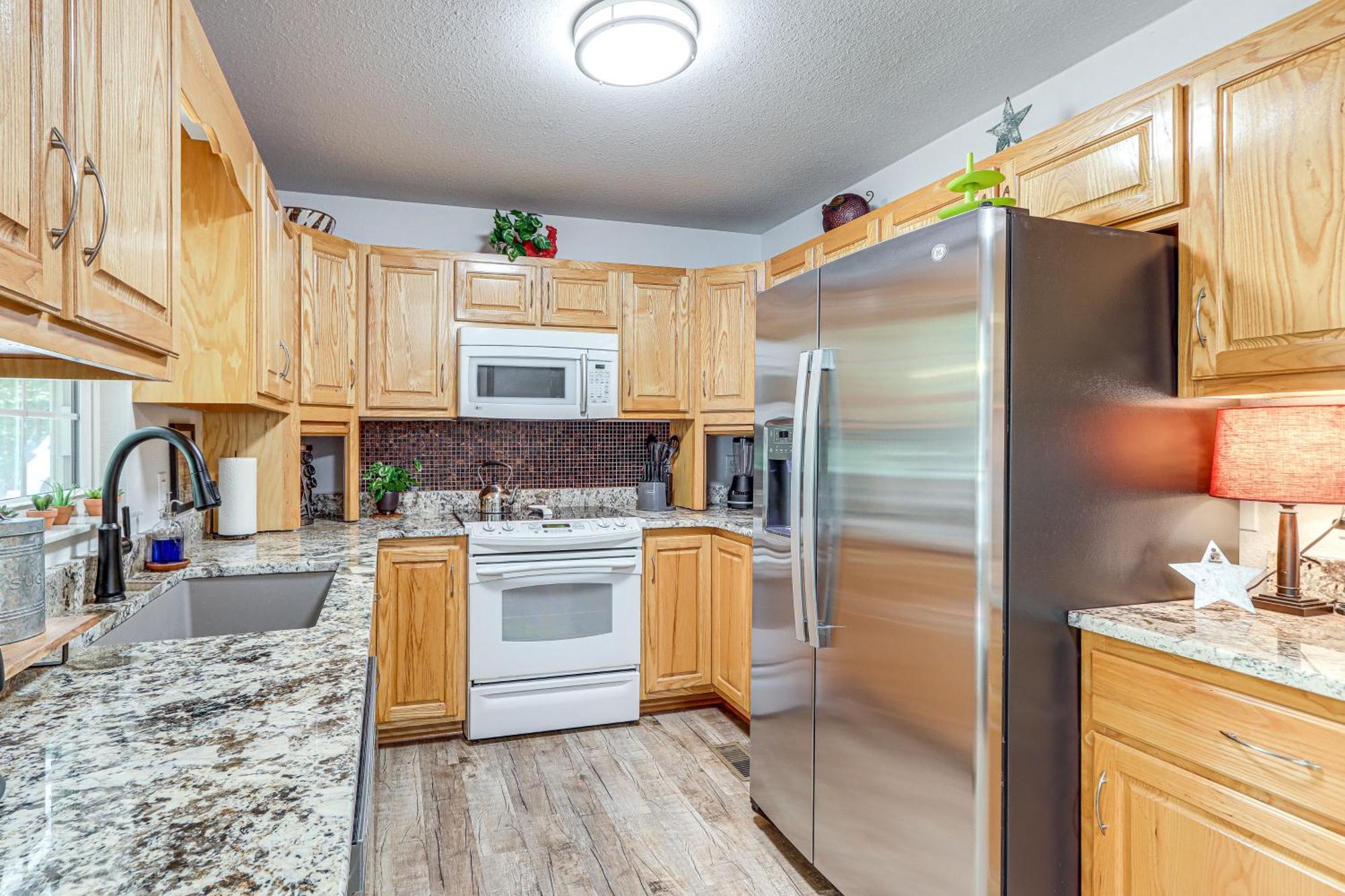 Pet-Friendly Home With Hot Tub In Blue Ridge! Eksteriør bilde
